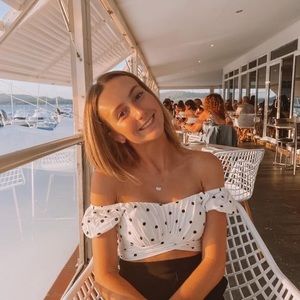 Meet your Posher, Georgia